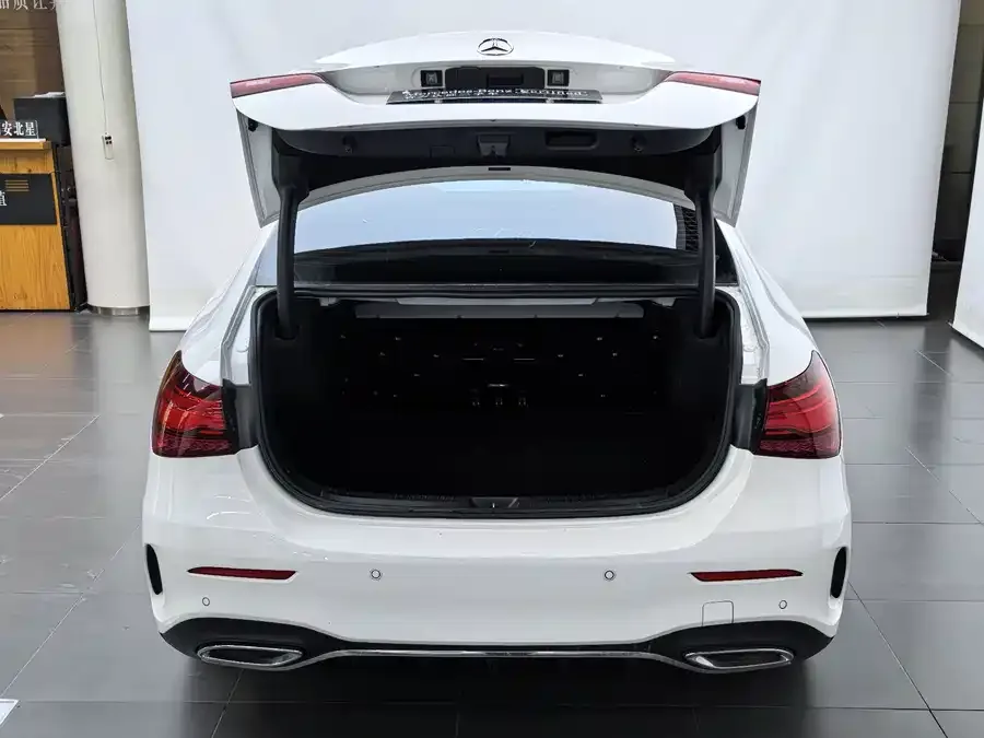 Mercedes-Benz Class A Mercedes-Benz A-Class 2023 A 200 L Fashion Edition 2023 — миниатюра 5
