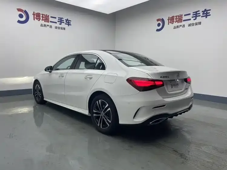 Mercedes-Benz Class A Mercedes-Benz A-Class 2023 A 200 L Dynamic Edition 2023 — миниатюра 4