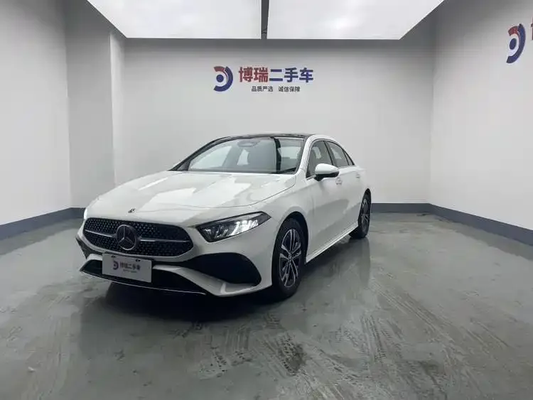 Mercedes-Benz Class A 2023