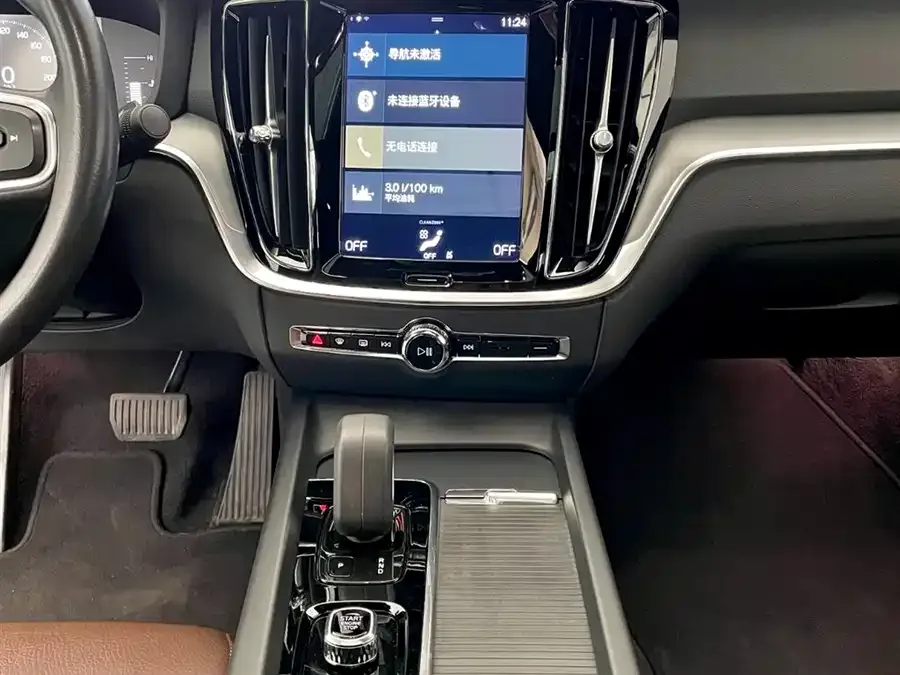 Volvo S60 2022 B4 Zhiyi Luxury Edition 2022 — миниатюра 3