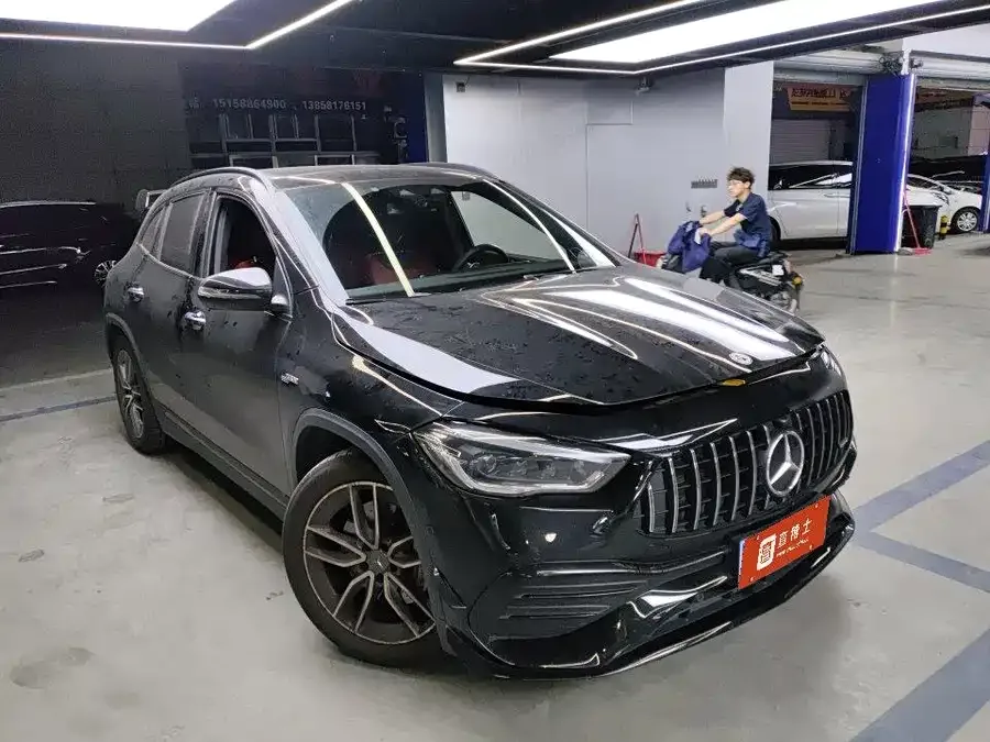 Mercedes-Benz GLA AMG Mercedes-Benz GLA AMG 2023 AMG GLA 35 4MATIC 2023 — миниатюра 2