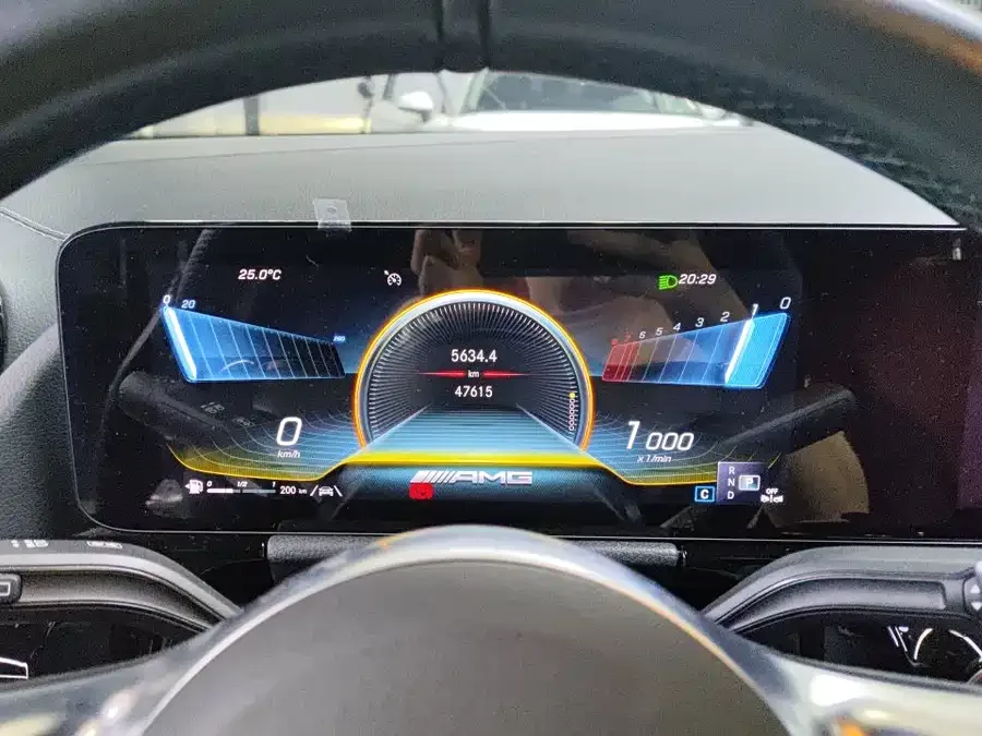Mercedes-Benz GLA AMG Mercedes-Benz GLA AMG 2023 AMG GLA 35 4MATIC 2023 — миниатюра 4