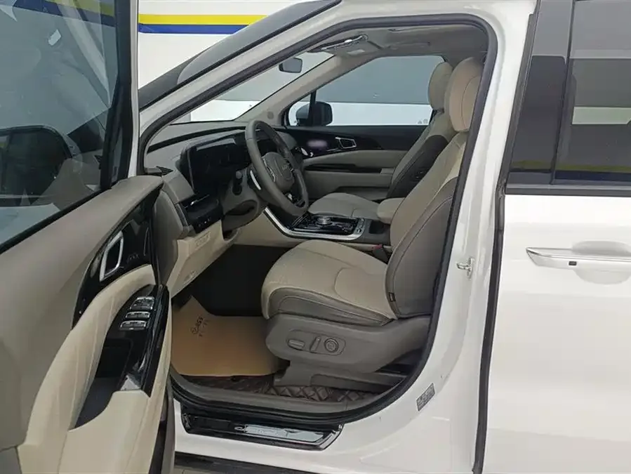 Kia Carnival Carnival 2021 2.0T Flagship Edition 2022 — миниатюра 3