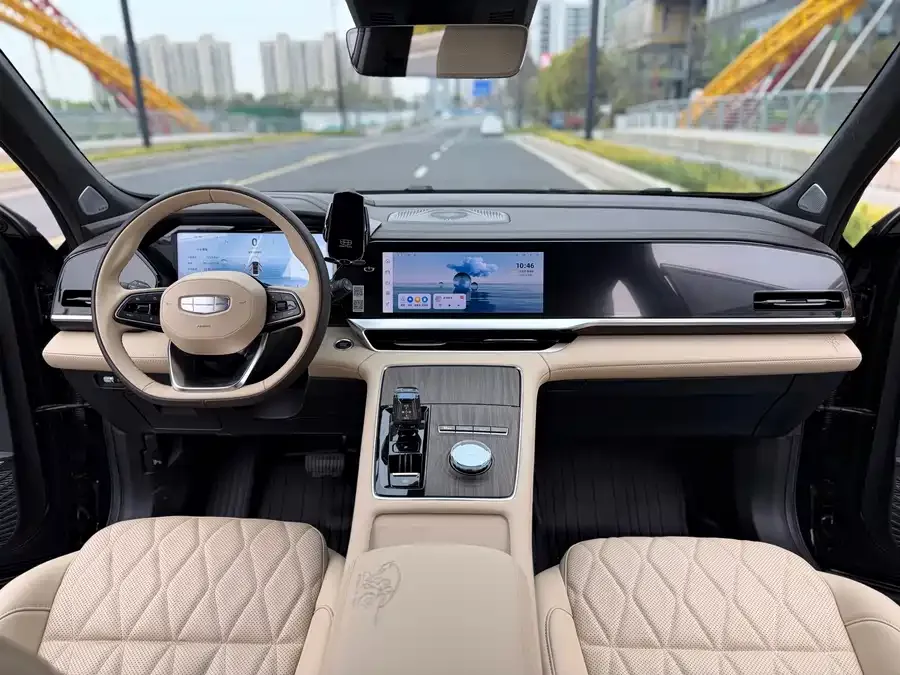 Geely Monjaro Xingyue L 2025 Dongfangyao 2.0TD Automatic Star-gazing Edition 2025 — миниатюра 4
