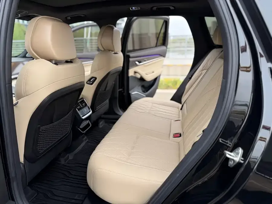 Geely Monjaro Xingyue L 2025 Dongfangyao 2.0TD Automatic Star-gazing Edition 2025 — миниатюра 5
