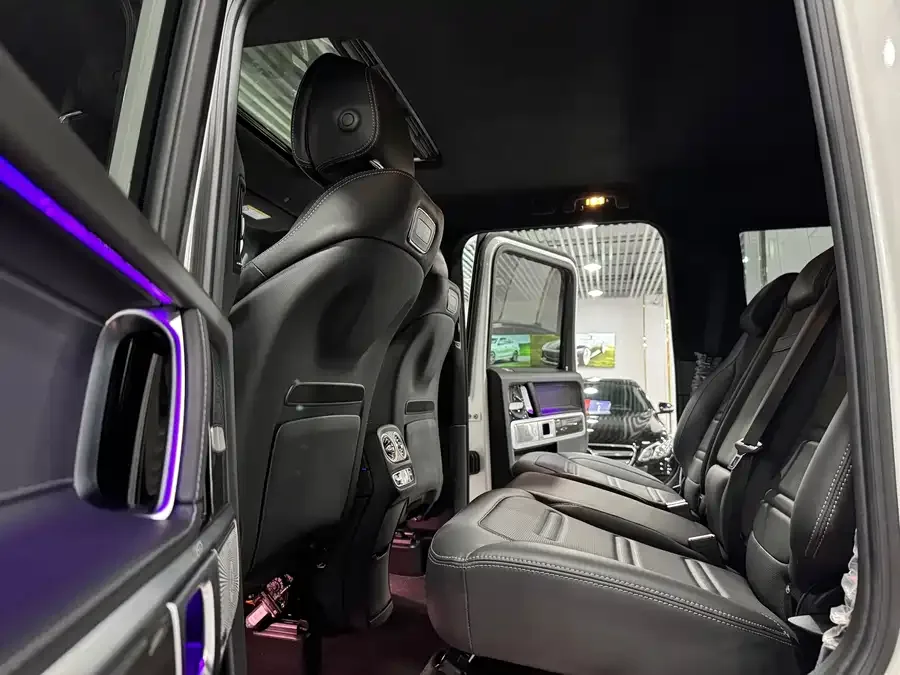 Mercedes-Benz G-rated Mercedes-Benz G-Class 2023 G 500 2023 — миниатюра 2
