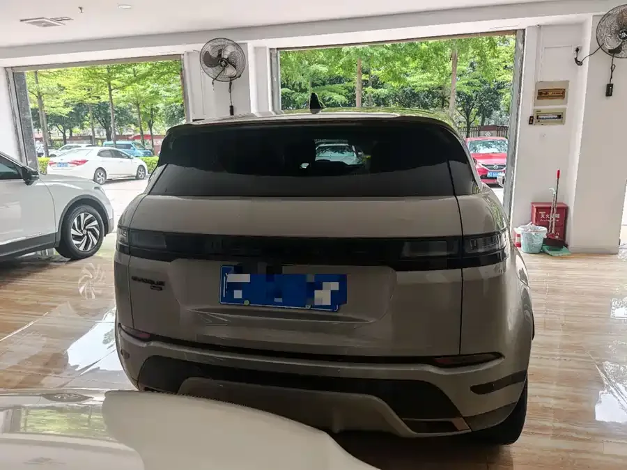 Land Rover Range Rover Aurora Range Rover Aurora 2023 Aurora L 249PS Corinthian Bronze Special Edition 2023 — миниатюра 2