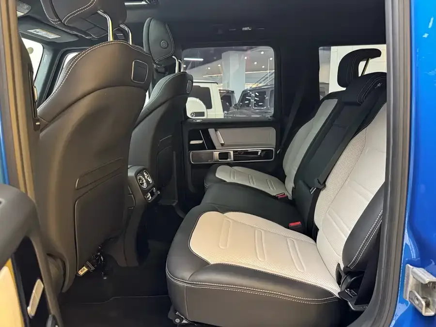 Mercedes-Benz G-rated Mercedes-Benz G-Class 2024 G 500 2025 — миниатюра 3