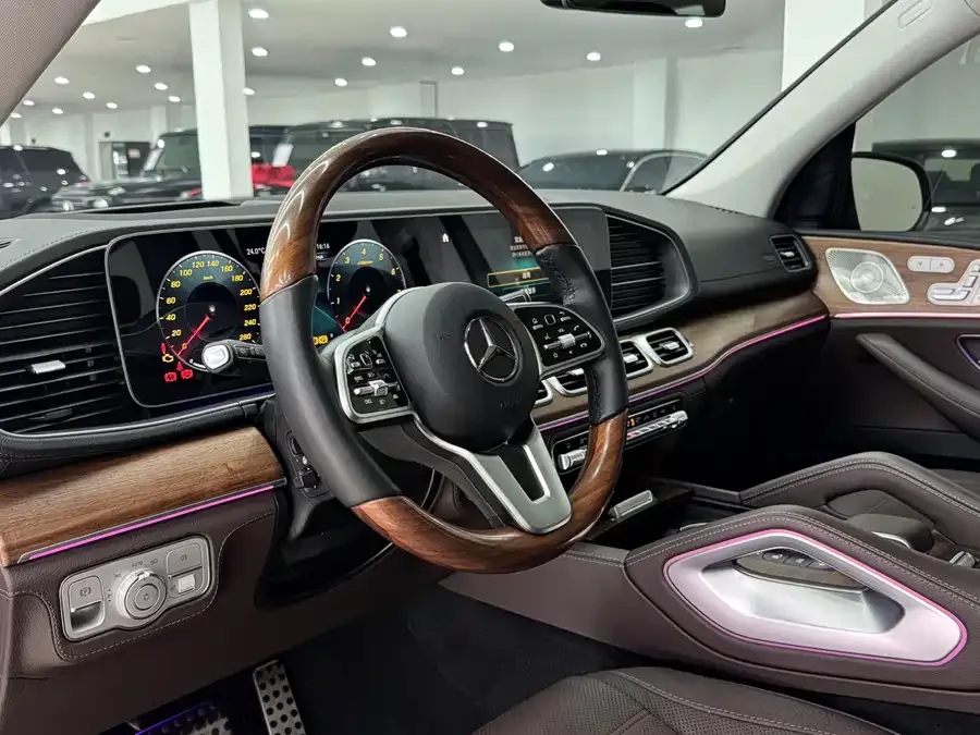Mercedes-Benz GLS Mercedes-Benz GLS 2023 facelift GLS 450 4MATIC Luxury 2023 — миниатюра 3