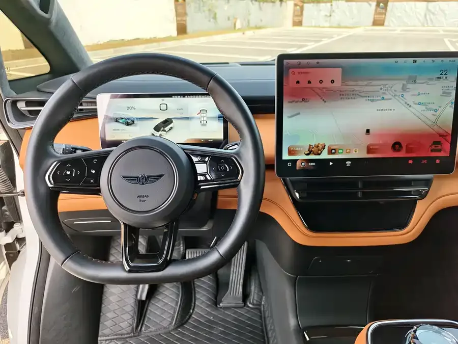 Geely Yizhen L380 Yizhen L380 2024 140 degree 6-seater 4WD Ultra 2024 — миниатюра 4