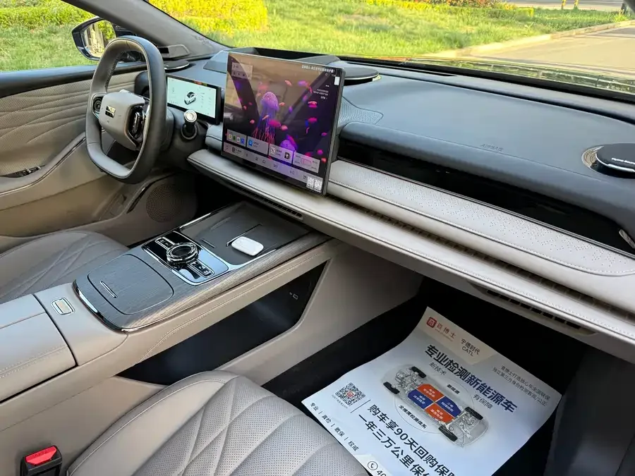 Geely Galaxy Star 8 Galaxy Star 8 2025 130km EM-P Starship Edition 2025 — миниатюра 3