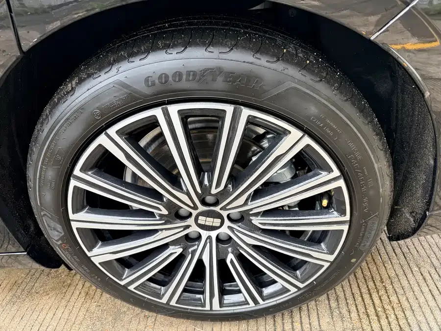 Geely Galaxy Star 8 Galaxy Star 8 2025 130km EM-P Starship Edition 2025 — миниатюра 3