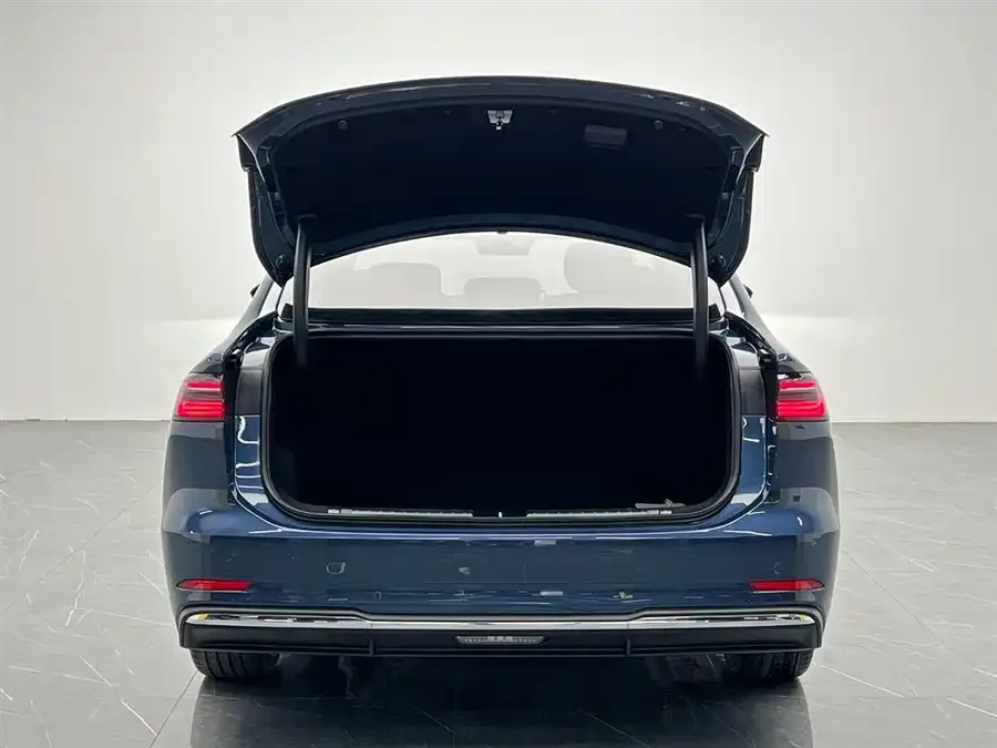 Geely Galaxy A7 Galaxy A7 2025 EM-i 150km Starship Edition 2025 — миниатюра 5