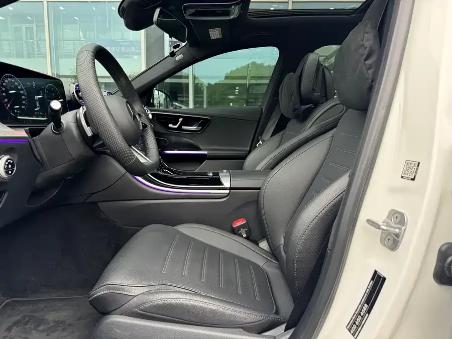 Mercedes-Benz C-class new energy Mercedes-Benz C-Class New Energy 2025 Model C 350 eL 2025 — миниатюра 4