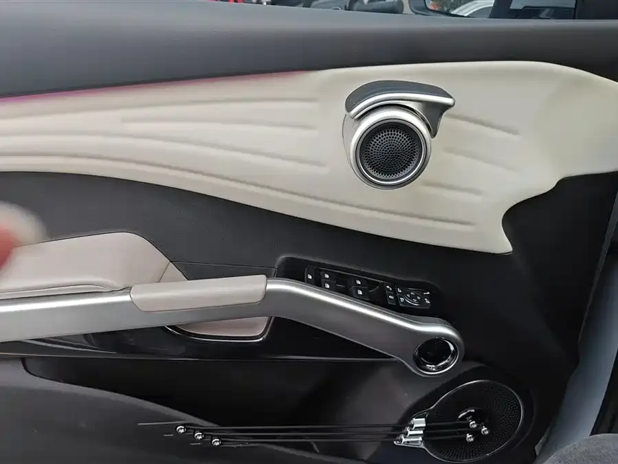 BYD Yuan PLUS Yuan PLUS 2024 Honor Edition 510KM Transcendence Type 2025 — миниатюра 4