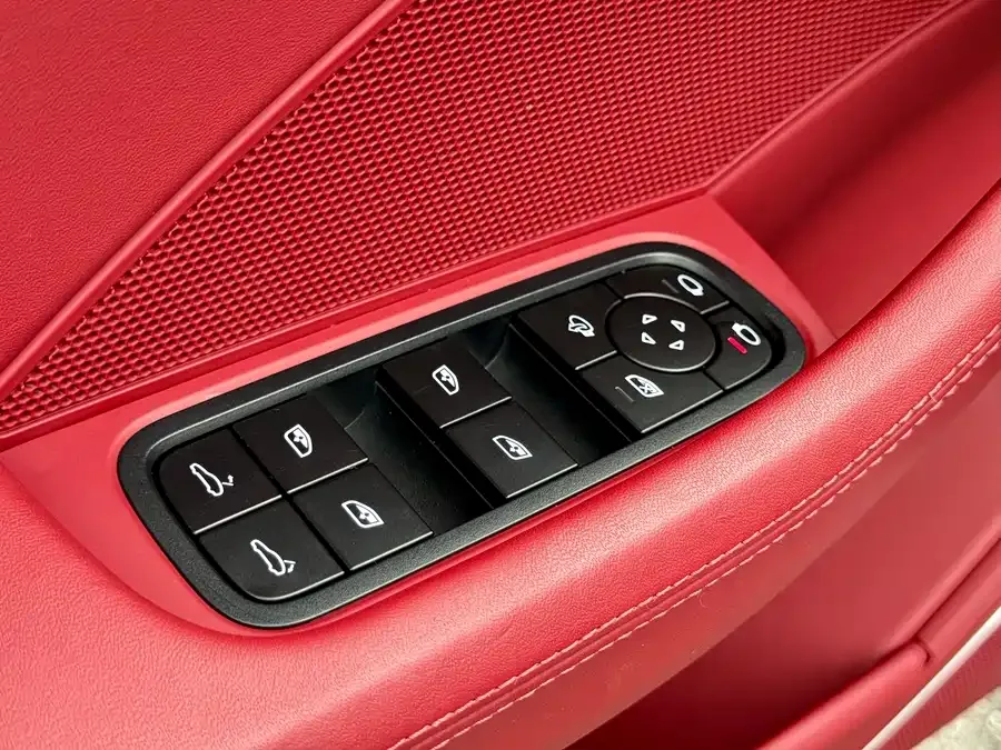 Porsche Panamera Panamera 2023 Panamera Executive Extended Platinum Edition 2.9T 2024 — миниатюра 4