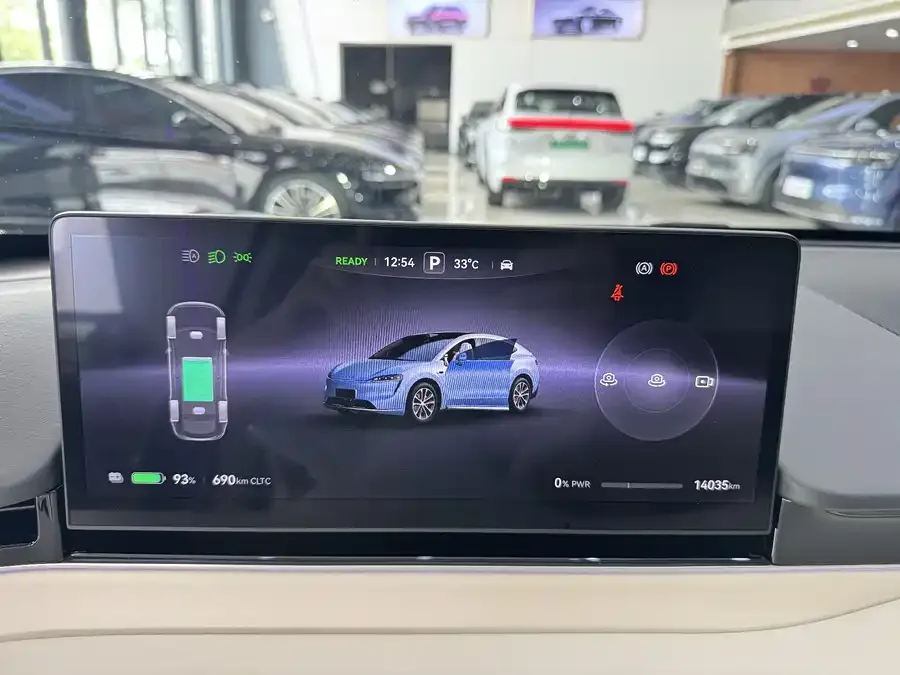 Smart world R7 Zhijie R7 2024 pure electric 736km UItra 2024 — миниатюра 3