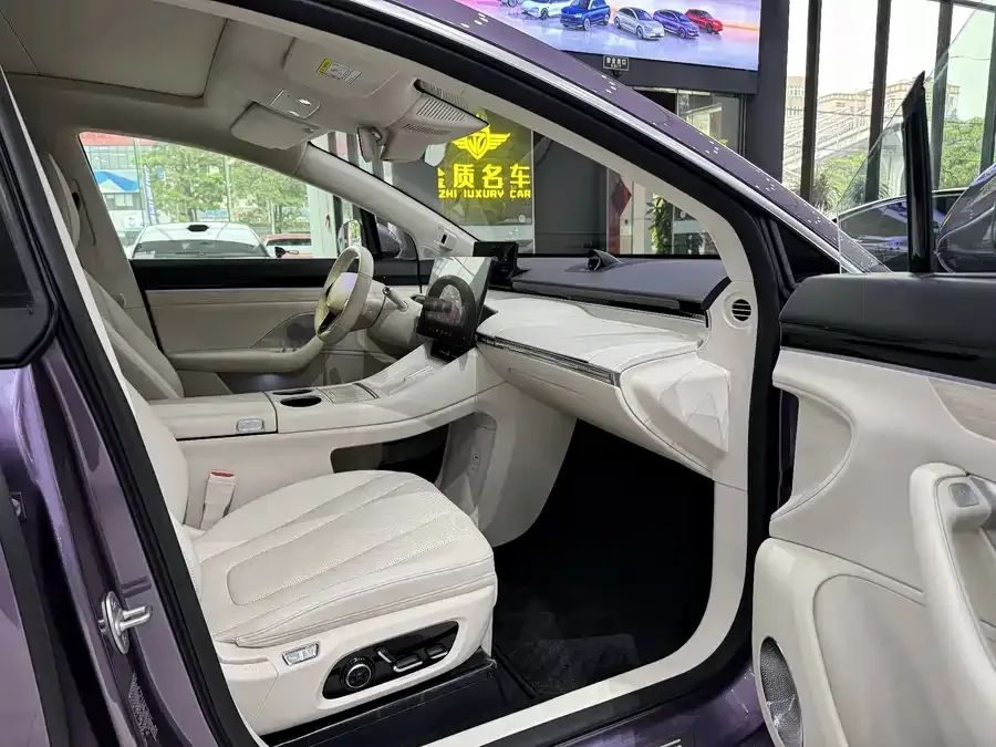 Smart world R7 Zhijie R7 2024 pure electric 736km UItra 2024 — миниатюра 4