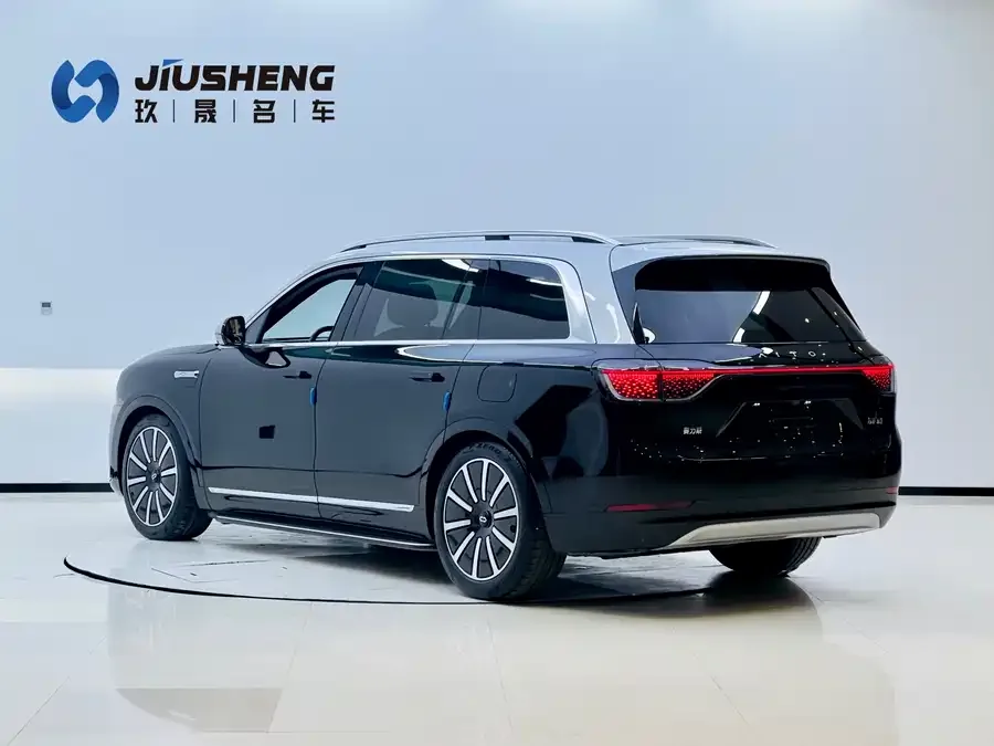 AITO M9 Wenjie M9 2025 Extended Range Ultra Edition 52kWh 6-Seat Version (192-line LiDAR) 2025 — миниатюра 5