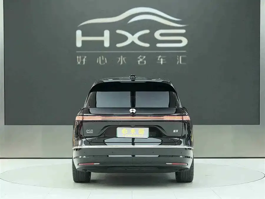 NIO ES8 NIO ES8 2026 Six-Seat Executive Signature Edition 2026 — миниатюра 2