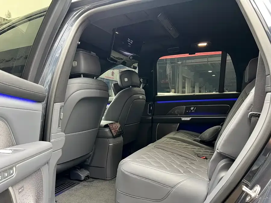 NIO ES8 NIO ES8 2026 Seven-Seat Executive Luxury Edition 2025 — миниатюра 2