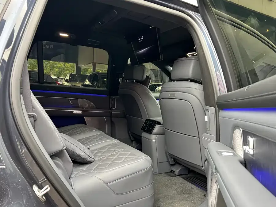 NIO ES8 NIO ES8 2026 Seven-Seat Executive Luxury Edition 2025 — миниатюра 4