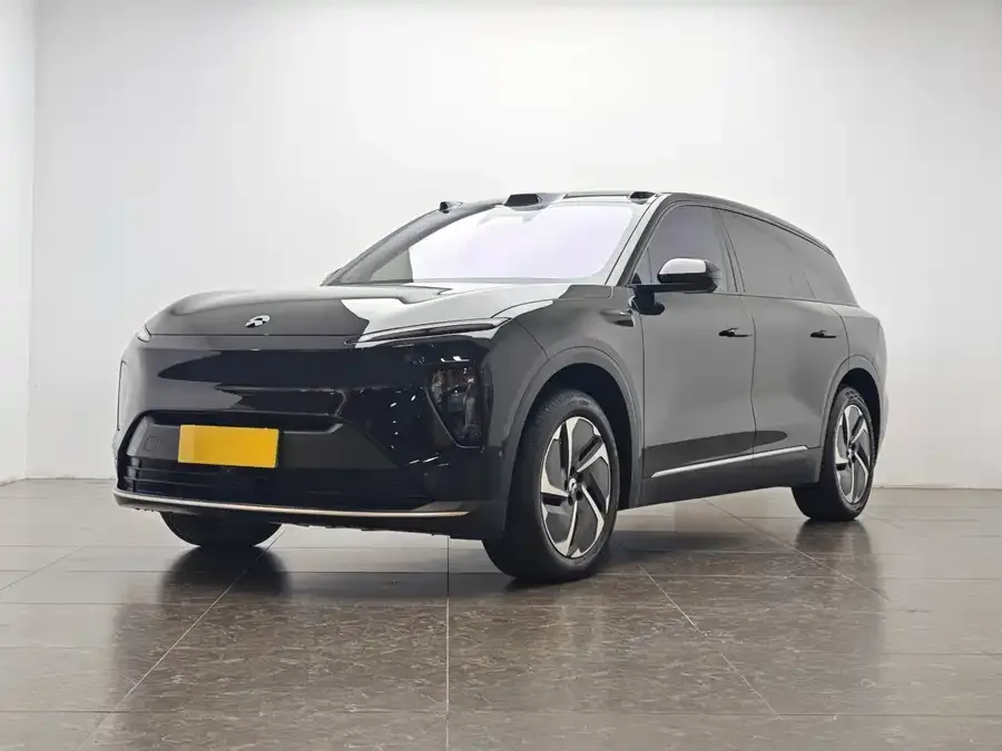 NIO ES8 2025