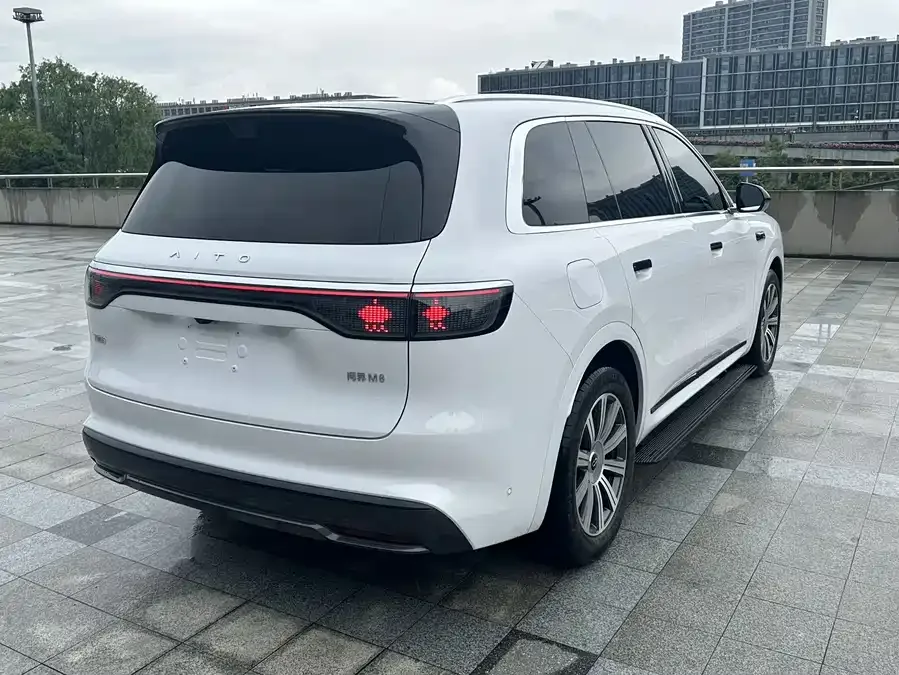 AITO M8 Wenjie M8 2025 Extended Range Max+ Version 53.4kWh 5-Seat Version (192-line LiDAR) 2025 — миниатюра 2