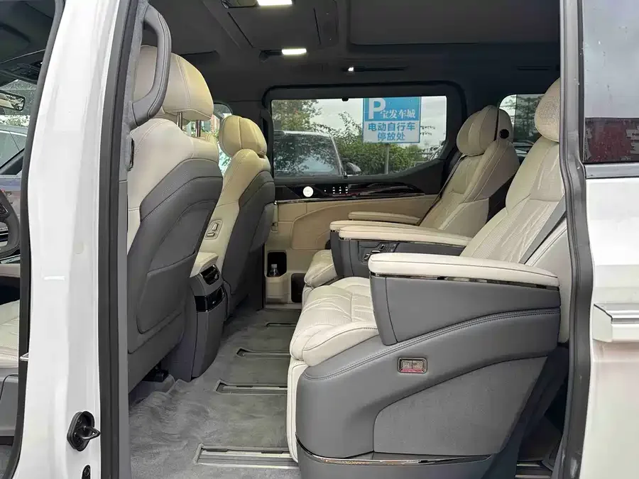 Zeekr 009 Zeekr 009 2024 seven-seat aisle version four-wheel drive 108kWh 2025 — миниатюра 2