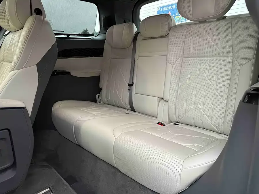 Zeekr 009 Zeekr 009 2024 seven-seat aisle version four-wheel drive 108kWh 2025 — миниатюра 5