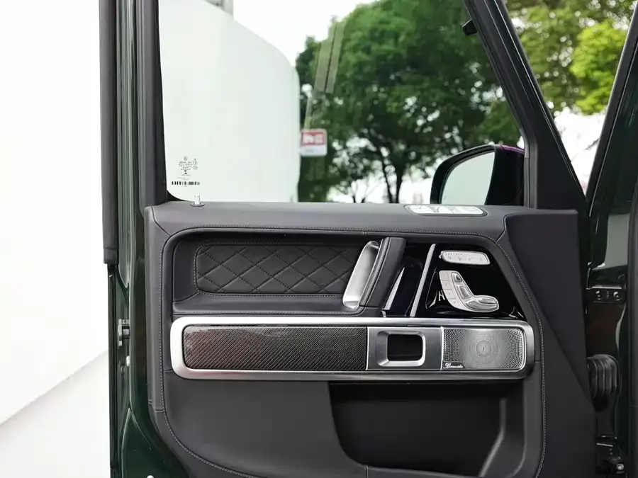 Mercedes-Benz G-Class AMG Mercedes-Benz G-Class AMG 2022 AMG G 63 2022 — миниатюра 4