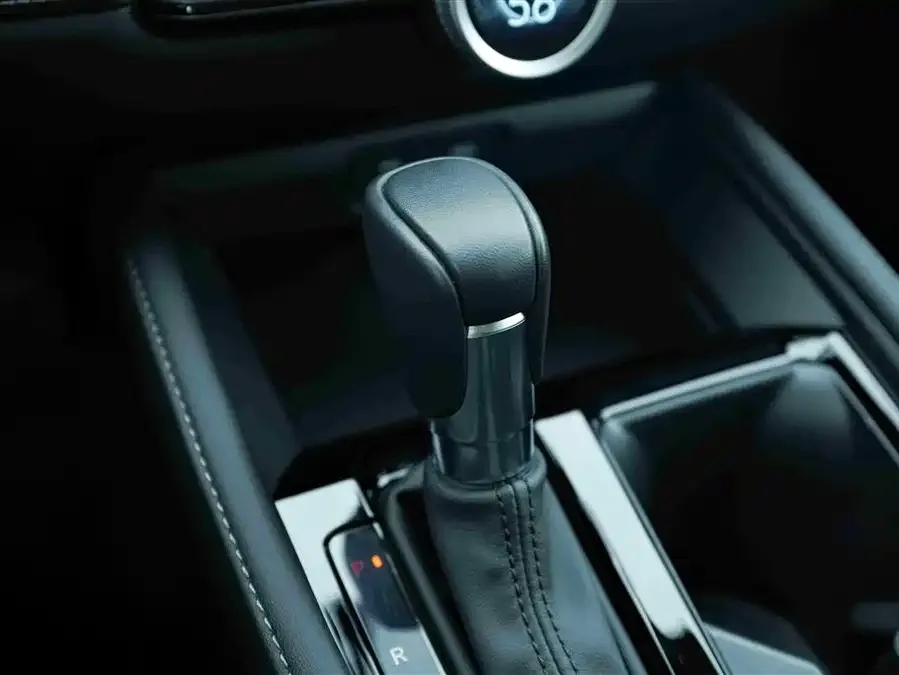 Honda Inspire 2023 Insignia 260TURBO Elegant Edition 2024 — миниатюра 3