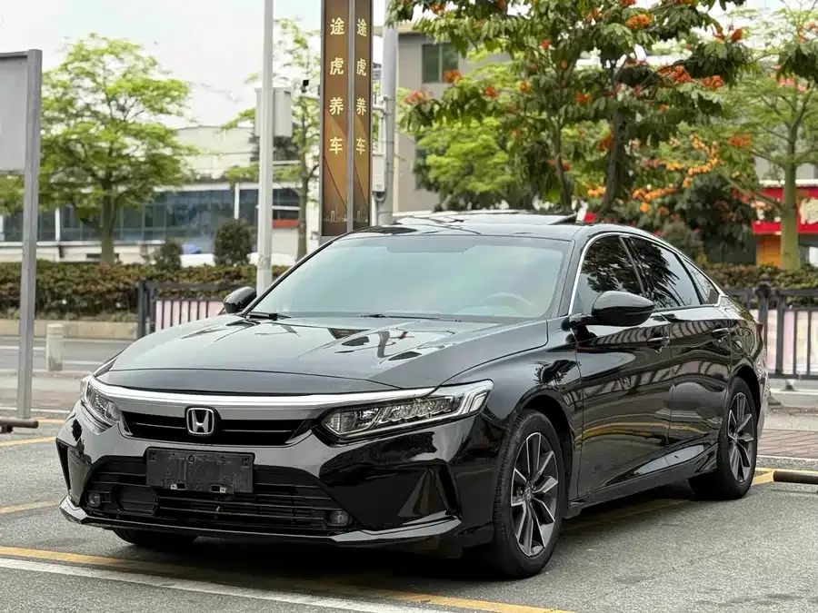 Honda Inspire 2022 Insignia 260TURBO Elegant Edition 2022 — фото 1, купить с доставкой в Москву
