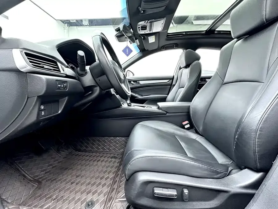 Honda Inspire Inship 2022 260TURBO Exquisite Edition 2023 — миниатюра 4