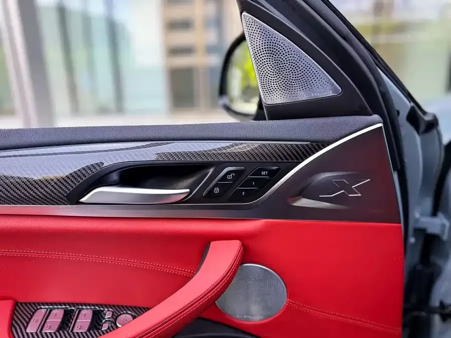 BMW X4 M40i 2022 M40i 2025 — миниатюра 4