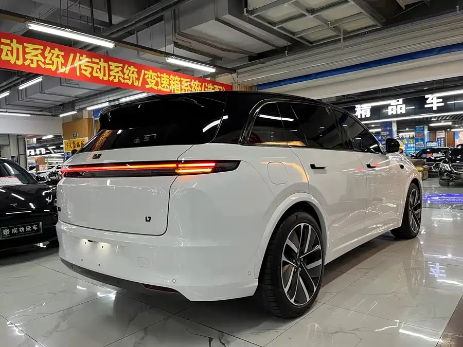 Li Xiang L7 Ideal L7 2023 Pro 2024 — миниатюра 2