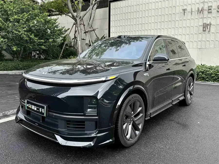 Li Xiang L8 2025