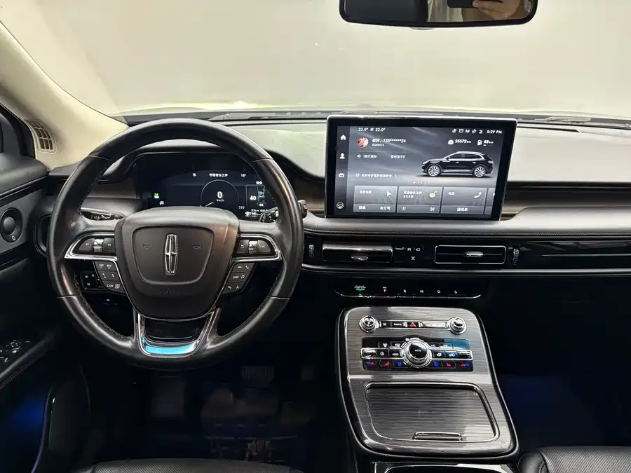 Lincoln Navigator Voyager 2022 2.7T four-wheel drive elegant version 2022 — миниатюра 4