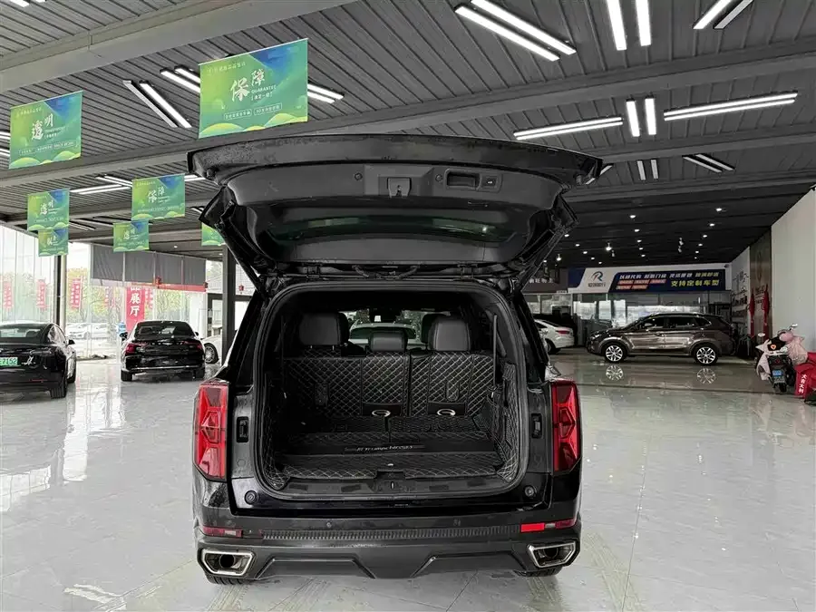 GAC Trumpchi GS8 Trumpchi GS8 2022 Pilot Series 2.0TGDI 2WD Luxury Smart Edition (7 Seaters) 2022 — миниатюра 2