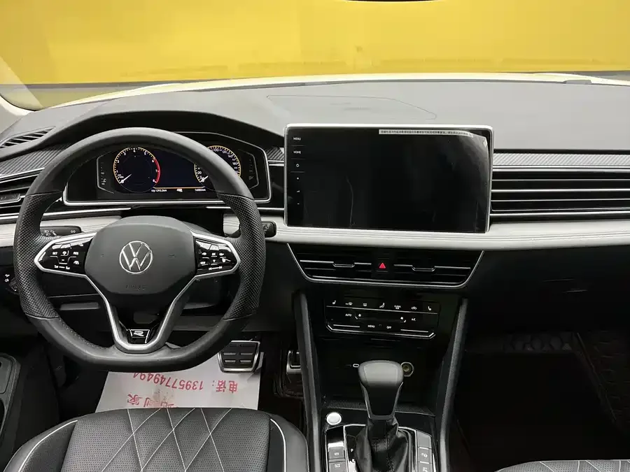 Volkswagen Tiguan L Tiguan L 2023 330TSI Automatic 2WD R-Line Enjoy Edition 2023 — миниатюра 2