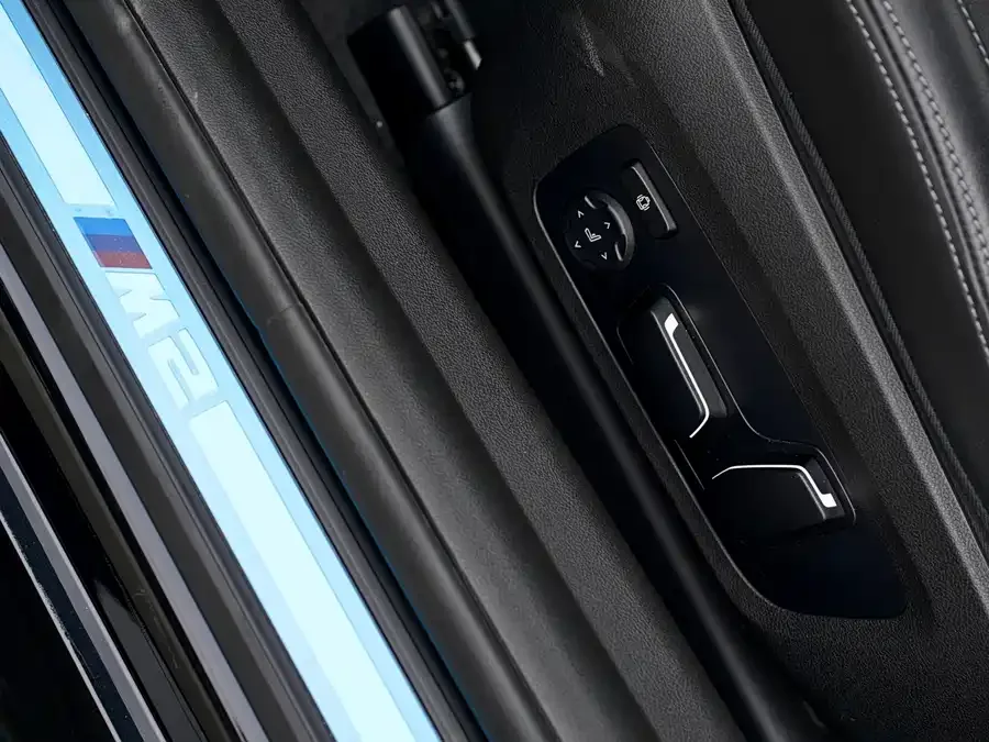 BMW M2 2024 M2 2025 — миниатюра 5