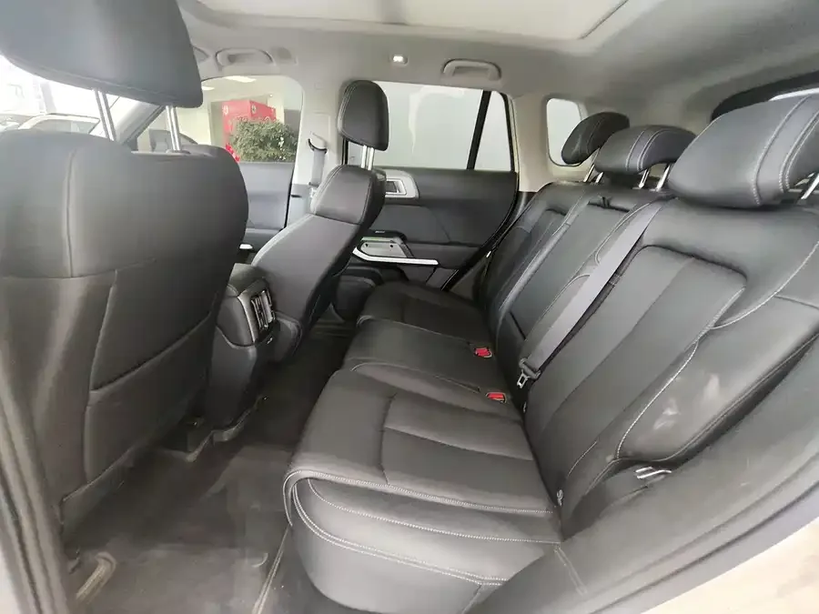 BYD Leopard Titanium 3 Titanium 3 2025 501KM 4WD Ultra Edition 2025 — миниатюра 2