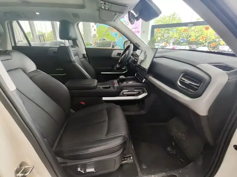 BYD Leopard Titanium 3 Titanium 3 2025 501KM 4WD Ultra Edition 2025 — миниатюра 3