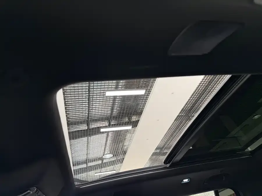 BYD Leopard Titanium 7 Titanium 7 2025 200KM 2WD Max Edition 2025 — миниатюра 5