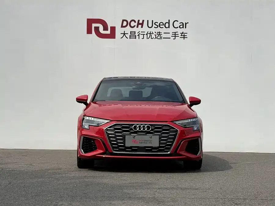 Audi A3 2023 A3L Limousine 35 TFSI Fashion Sports 2023 — миниатюра 3