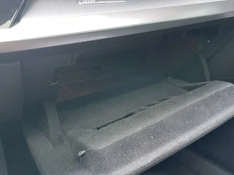 Audi A3 2022 Sportback 35 TFSI stylish and sporty 2023 — миниатюра 5