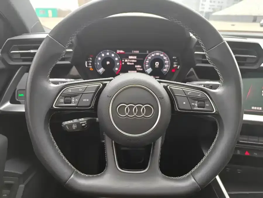Audi A3 2022 A3L Limousine 35 TFSI Fashion Sports 2023 — миниатюра 5