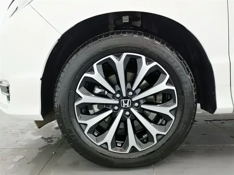 Honda UR-V 2024 370TURBO 4WD Premium Edition 2024 — миниатюра 5