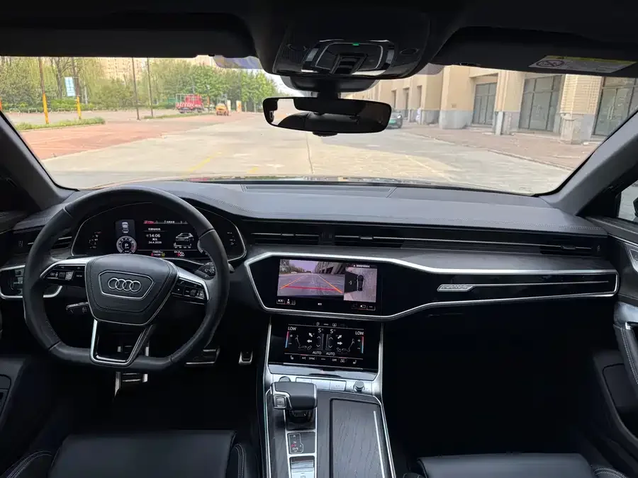 Audi A6L 2025 45 TFSI quattro Premium Dynamic Edition 2025 — миниатюра 3