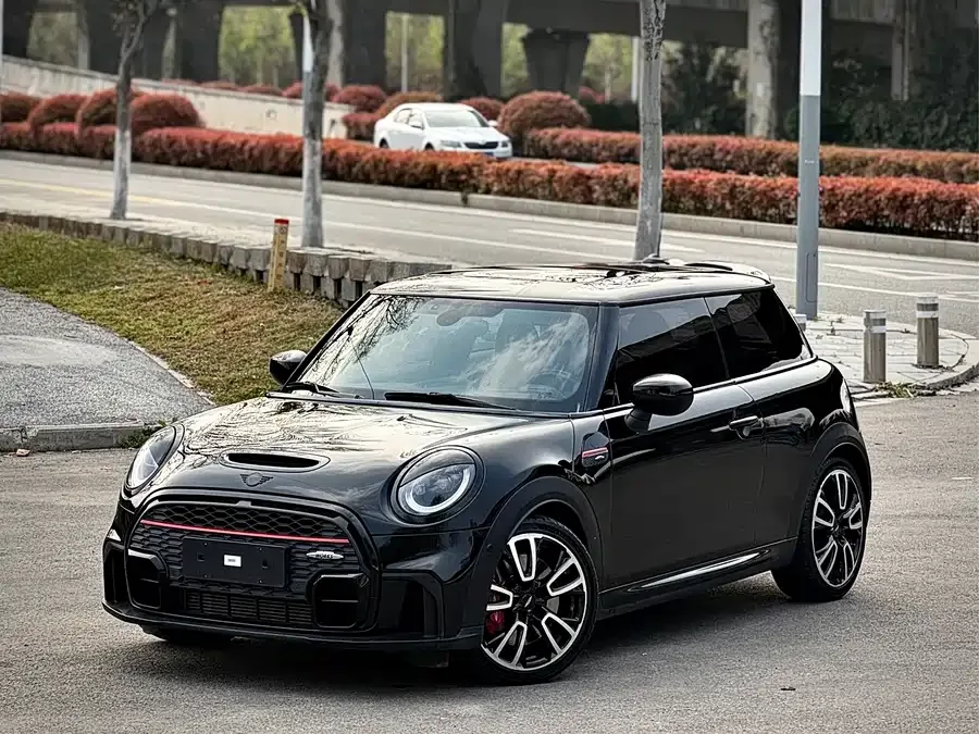 MINI JCW 2022